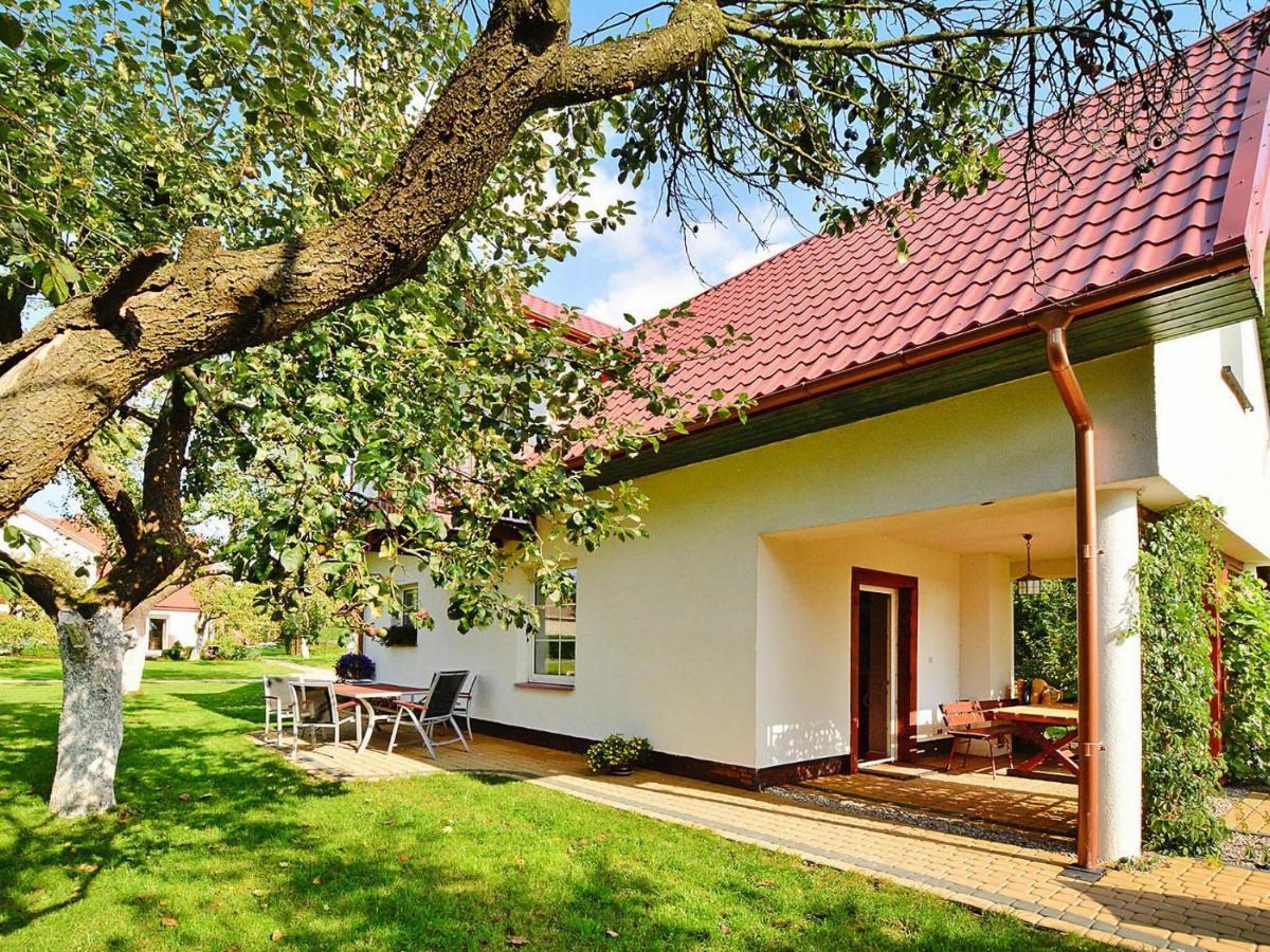 Holiday House With Large Garden, Noskowo Exterior photo